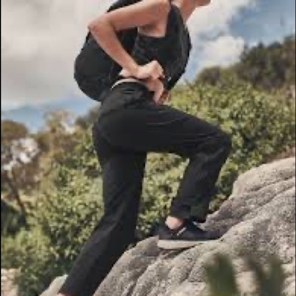 Athleta Trekkie Utility Cargo Pant